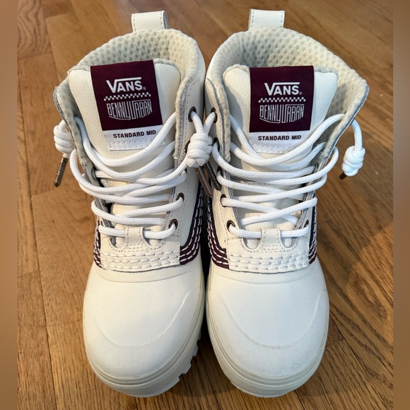 Vans White Purple Snow Rain Boots 6 Waterproof MTE - Picture 3 of 6